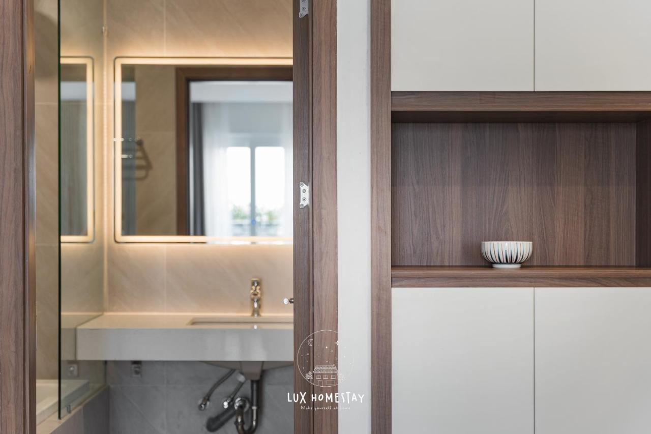 Lux Westlake Studio Hanoi Exterior photo